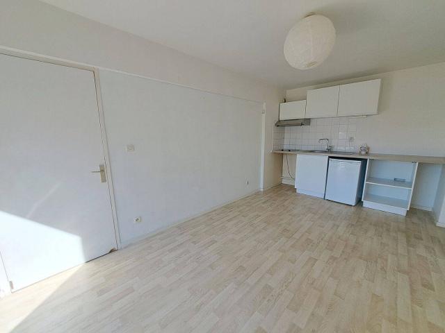 APPARTEMENT T2 NANTES
