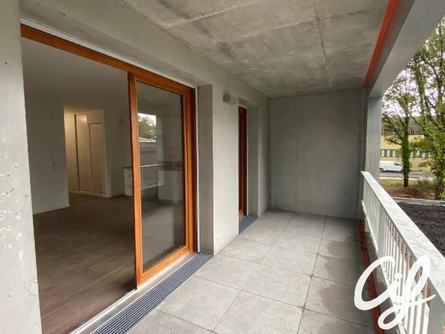 Appartement T2 NANTES Saint Joseph de Porterie 52.2 m2 775 Eu