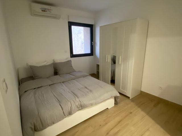 APPARTEMENT T2 NEUF MEUBLE ET EQUIPE + PARKING A TAIN L’HERMITAGE