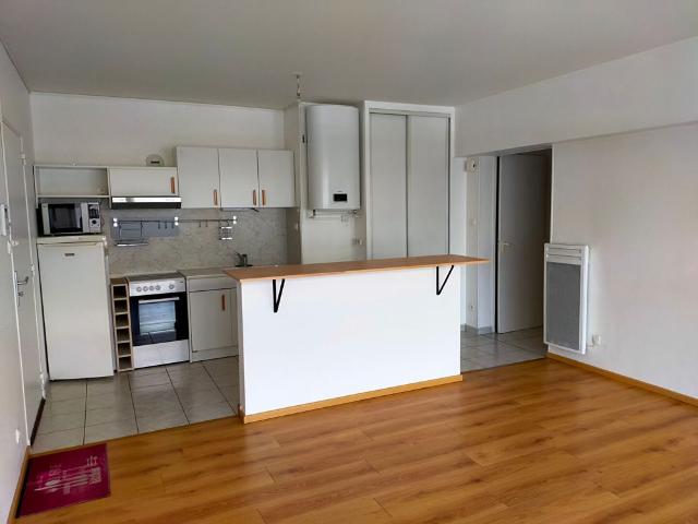 APPARTEMENT T2 PARAY LE MONIAL