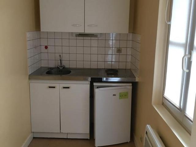 APPARTEMENT T2 PLACE CHARLES VII