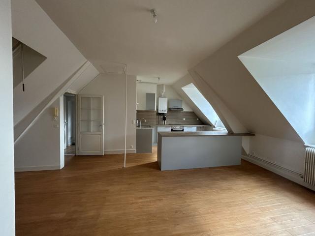 Appartement t2 proche cathédrale