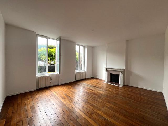 APPARTEMENT T2 PROCHE GARE ET CENTRE VILLE
