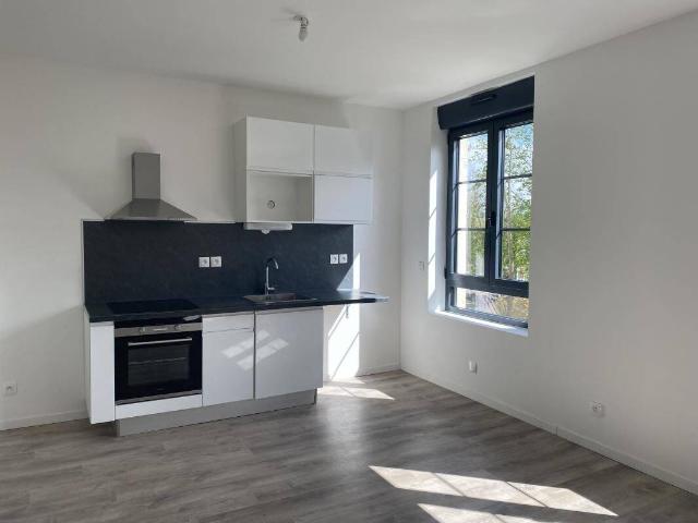 Appartement T2 PRECY SUR OISE AVEC PARKINGS ET CAVE