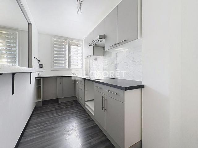 Appartement T2 près de FONTENAY LE FLEURY à louer
