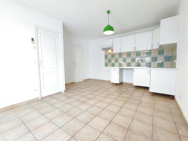 APPARTEMENT T2 RDC avec emplacement de parking