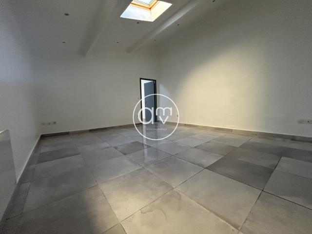 Appartement T2 rénové dernier étage 48m2 IDEAL INVESTI