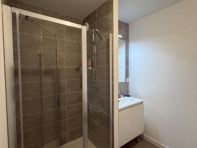 APPARTEMENT T2 RECENT LE RHEU