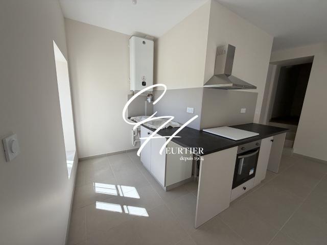 VOREPPE APPARTEMENT T2 REFAIT A NEUF