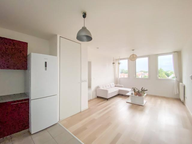 APPARTEMENT T2 RESIDENCE ECOLOGIQUE STE GENEVIEVE DES BOIS