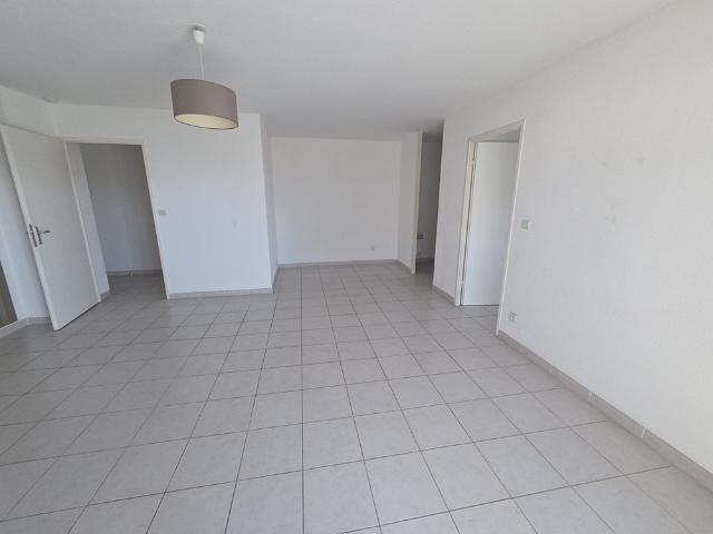 APPARTEMENT T2 RESIDENCE LA PINEDE