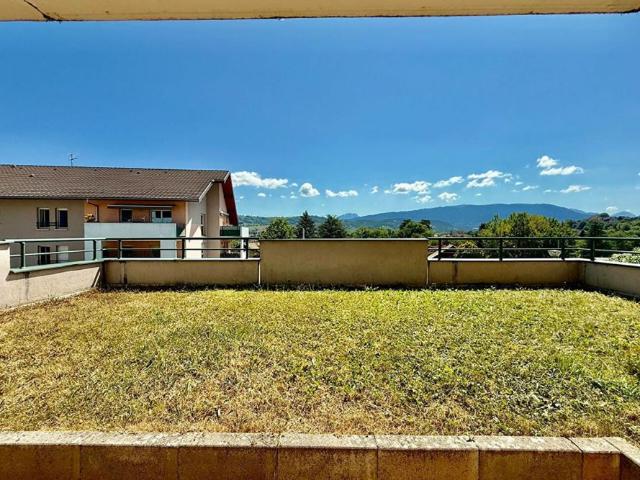 Appartement T2 Rumilly RDC de 49 m² avec terrasse et jardin privatif