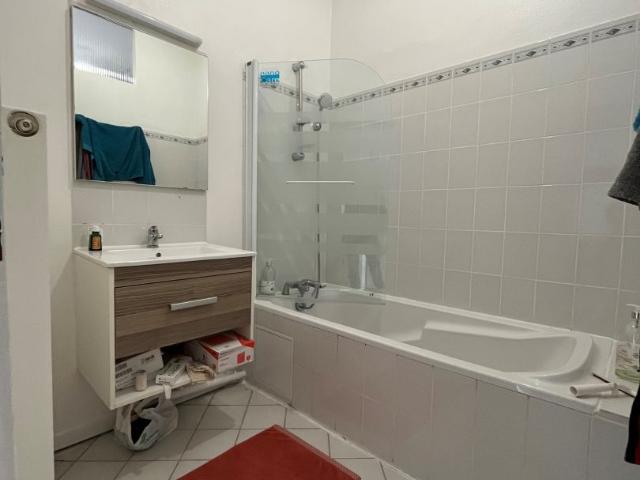 Appartement T2 sablon avec terrasse
