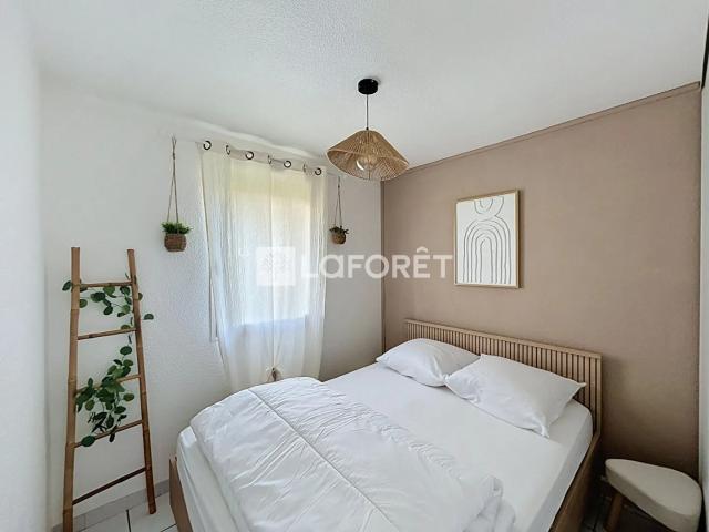 Appartement T2 SAINT CYPRIEN à louer