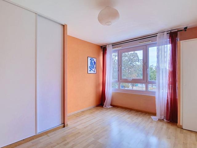 Appartement T2 Saint Herblain Val de Chézine très bon état lumineux ascenseur