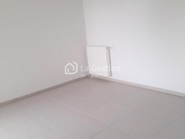 Appartement T2 SAINTE FOY LES LYON