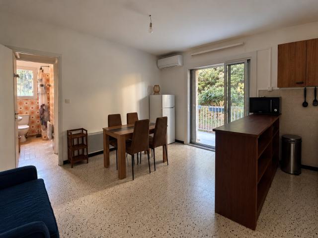 APPARTEMENT T2 SECTEUR GIENS
