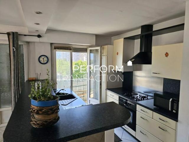 Appartement T2/T3 avec vue montagnes