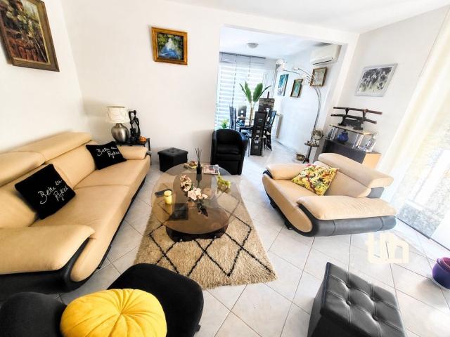Appartement T3/4 avec 2 balcons Résidence avec Parc arboré M. 77m² Montpellier