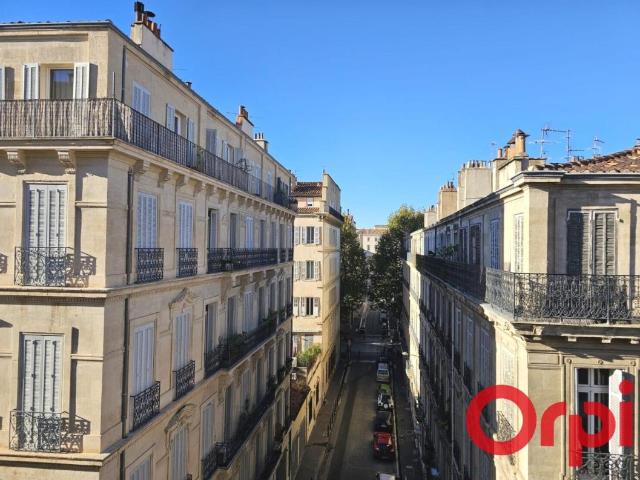 Appartement T3/4 avec balcon et cave quartier Lonchamp Marseille 13001