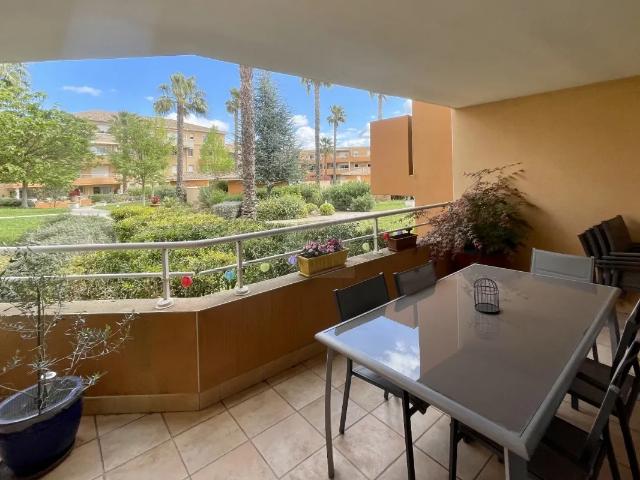 Appartement T3/4, terrasse, garage: loué meublé