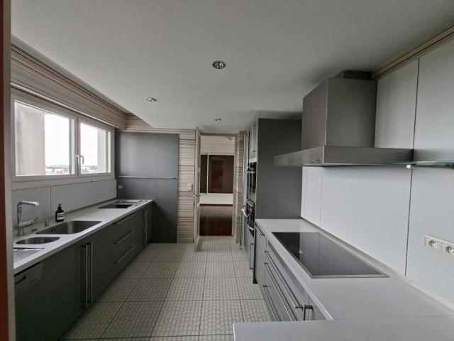 Appartement T7 à louer 183 m²