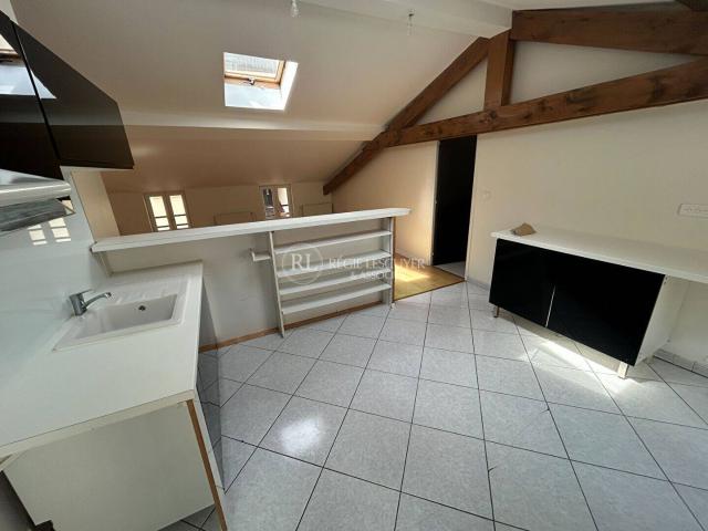 APPARTEMENT T4 49/51 Rue Pierre Corneille LYON 06