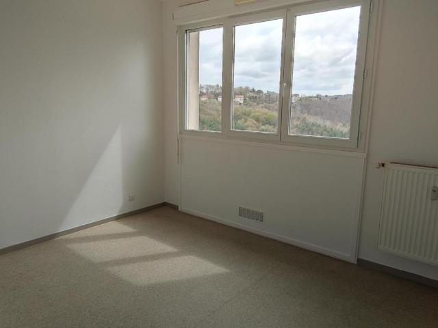 APPARTEMENT T4