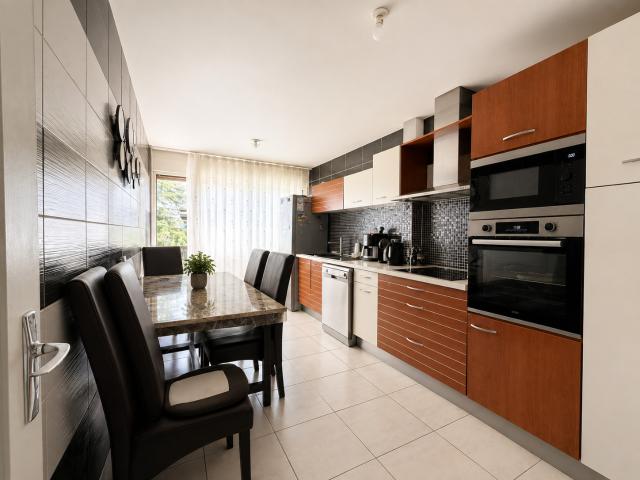 Appartement T4 79m2 3 chambres, balcon et cave Le Péage de Roussillon
