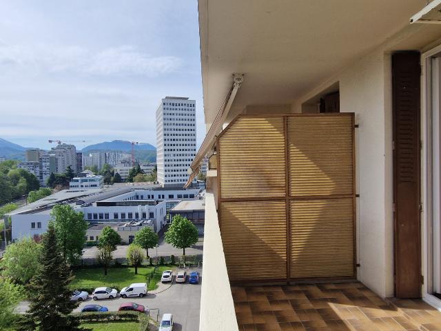 Appartement T4 / 7 ème étage