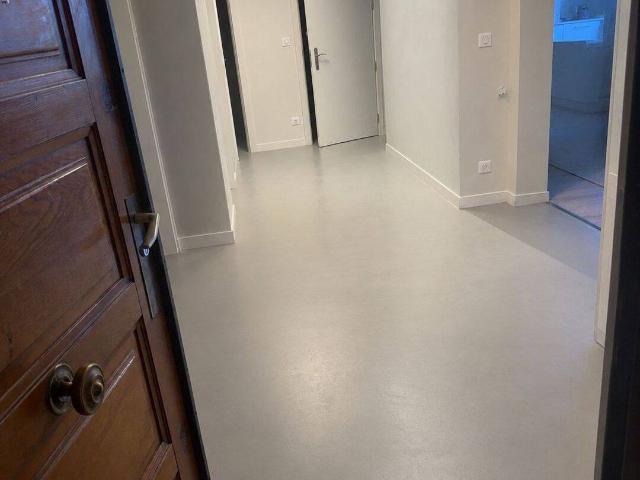 Appartement T4 87 m² lumineux – 3 chambres – Balcon – Hyper centre Annecy