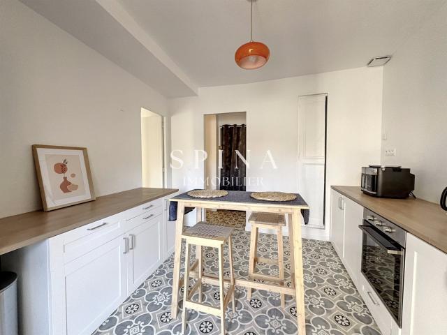 Appartement T4 85 m2 Dernier étage Centre ville de Béziers 85m² Béziers