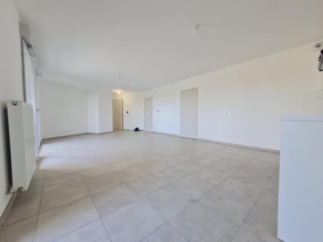 APPARTEMENT T4 90 M2 + GARAGE DOUBLE 74250 FILLINGES