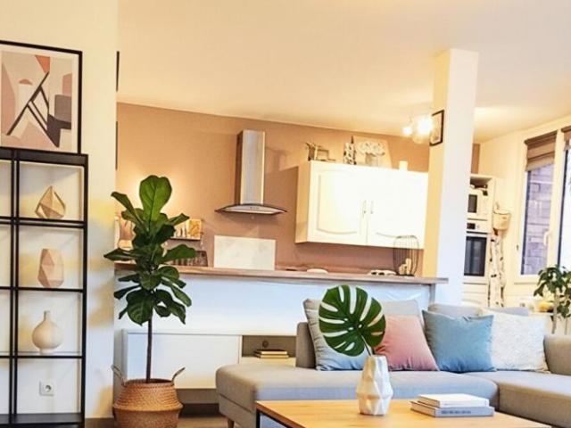 Appartement T4, 90 m2 proximité du Lac