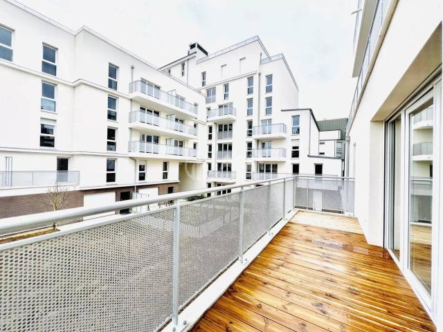 Appartement T4 91m2 Non meublé avec Terrasse et Parking Bezons