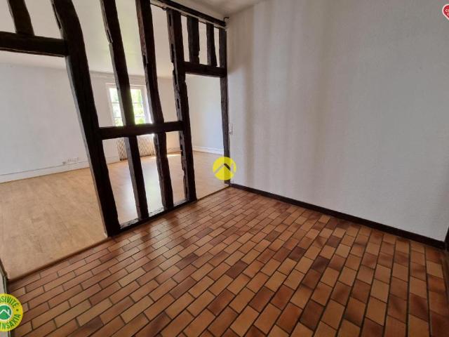 Appartement t4. 95m²