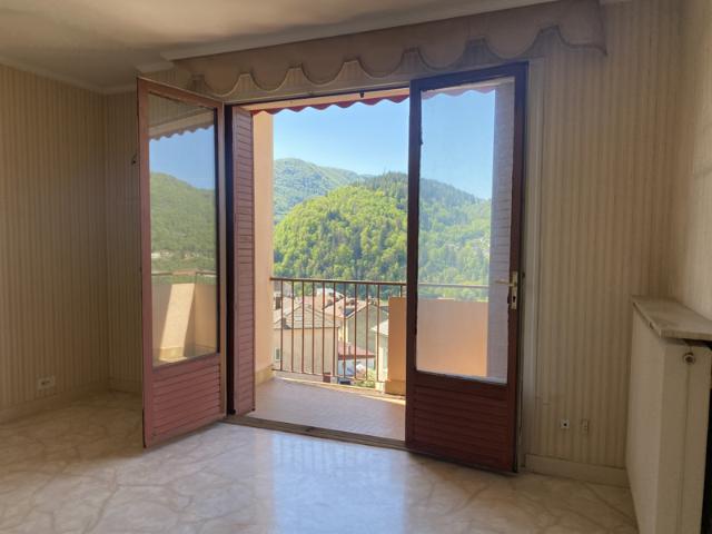 APPARTEMENT T4