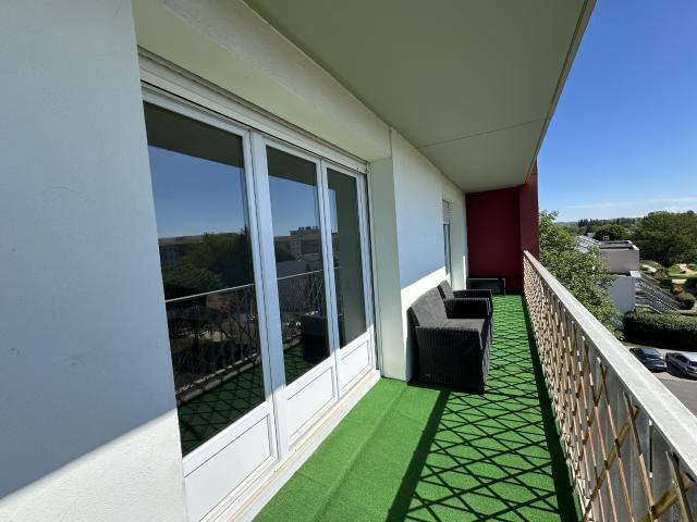 APPARTEMENT T4 3 CHAMBRED BALCON VUE PANORAMIQUE