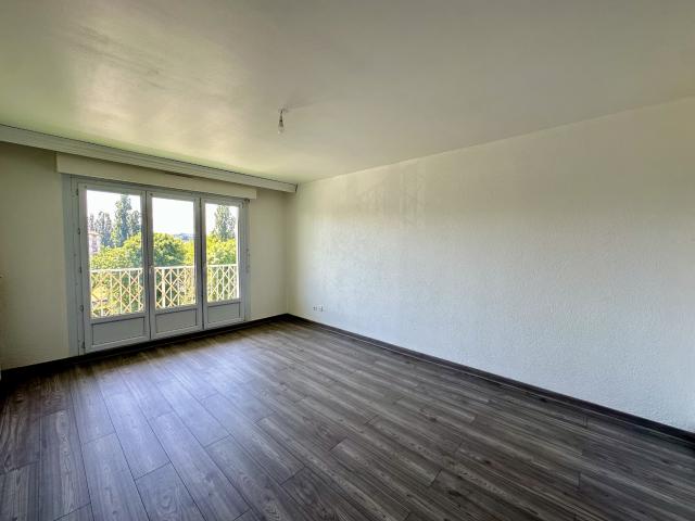 APPARTEMENT T4 3 CHAMBRED BALCON VUE PANORAMIQUE