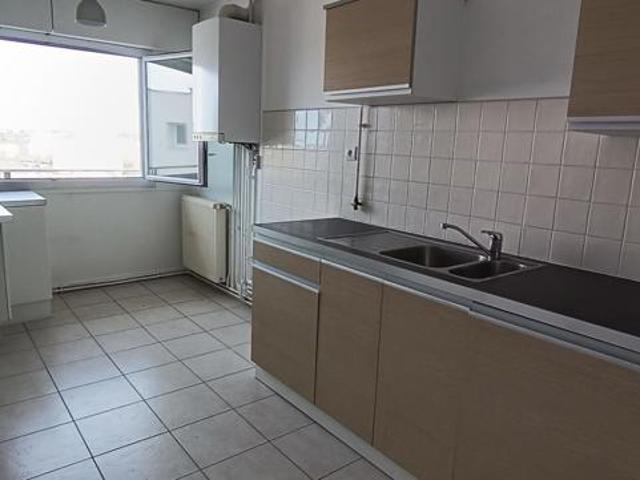 Appartement T4 à Nevers avec balcon, vue Loire