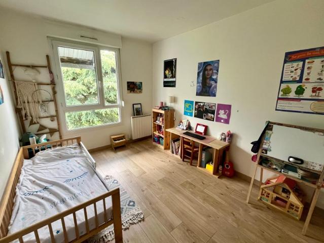 appartement t4 à grenoble ref ges16290001 900 agence delphine teillaud