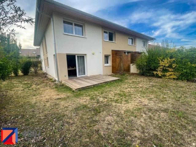 Appartement T4 à louer à Viry
