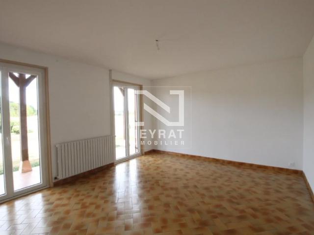 APPARTEMENT T4 A LOUER BANTANGES 120 m2 850 € charges comprises par mois: Immobilier BANTANGES | Neyrat Immobilier