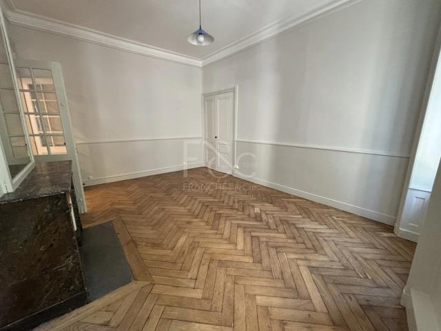 APPARTEMENT T4 A LOUER LYON 3EME ARRONDISSEMENT 128.67 m2 1 943 € charges comprises par mois