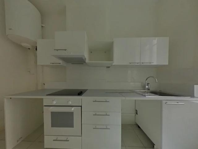 APPARTEMENT T4 A LOUER LYON 2EME ARRONDISSEMENT Vaubecour Mairie 144.17 m2 2 110 € charges comprises par mois: Immobilier LYON 2EME ARRONDISSEMENT | Agence immobilière à Lyon Galyo