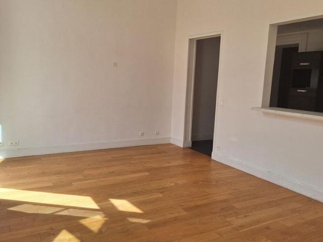 Appartement T4 à louer Saint Malo 104 m²