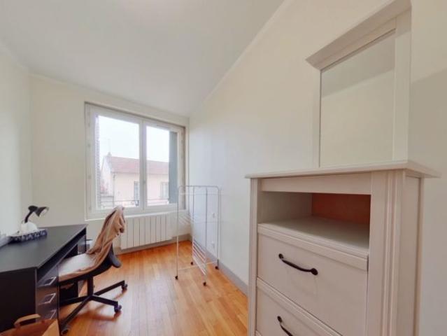 APPARTEMENT T4 A LOUER