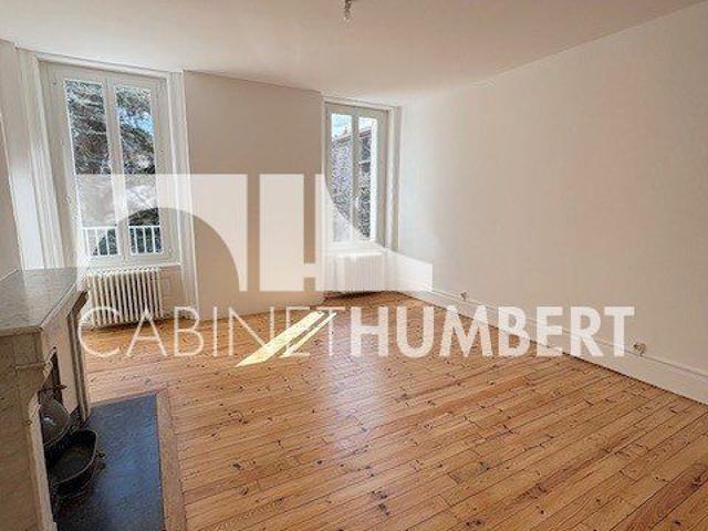 APPARTEMENT T4 A LOUER