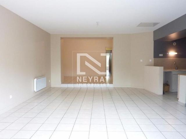 APPARTEMENT T4 A LOUER