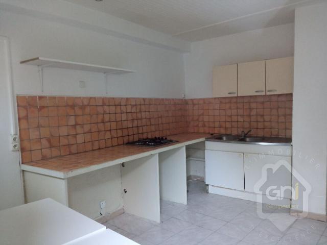 APPARTEMENT T4 À RIANS